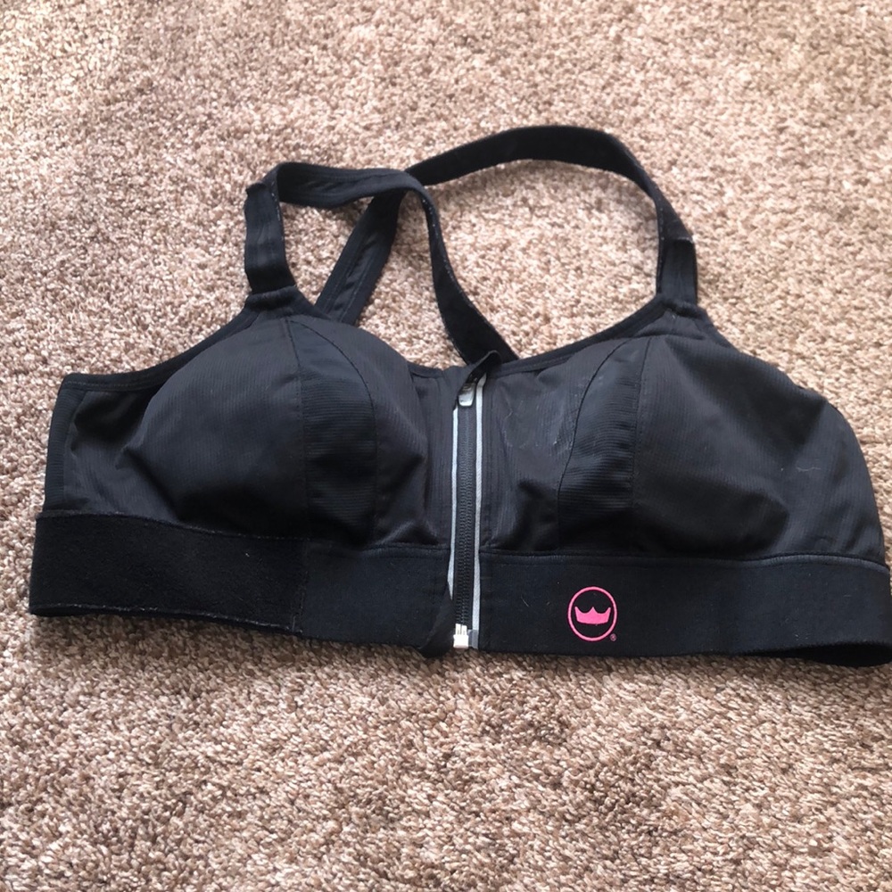 She fit bra
